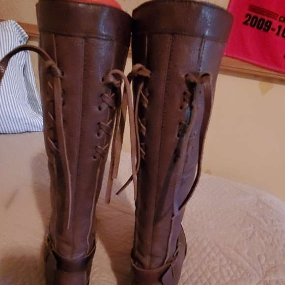 Boots - Picture 2 of 3